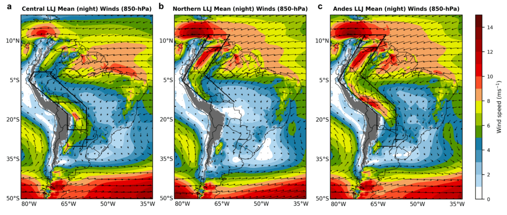 Compuestos de los vientos medios nocturnos (DJF) a 850 hPa y dominios espaciales para los tipos de LLJ en Sudamérica: (a) Central, (b) Norte y (c) Andes. El sombreado en color indica la velocidad del viento en metros por segundo, mientras que las flechas representan la dirección y la magnitud relativa de los vientos. El período nocturno corresponde a 23–09 UTC (19:00–05:00 hora local de Bolivia). Los recuadros negros muestran las máscaras de los dominios espaciales empleados para identificar los LLJs.